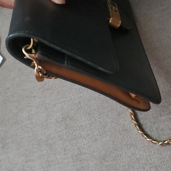 Fendi bag with original chain - Picture 4 of 6